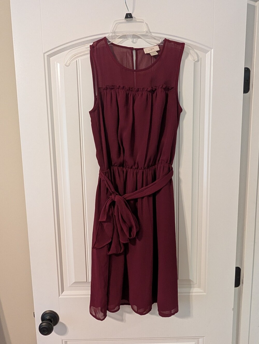 Size 0 LOFT Burgundy Sleeveless Tie-Waist Chiffon Dress